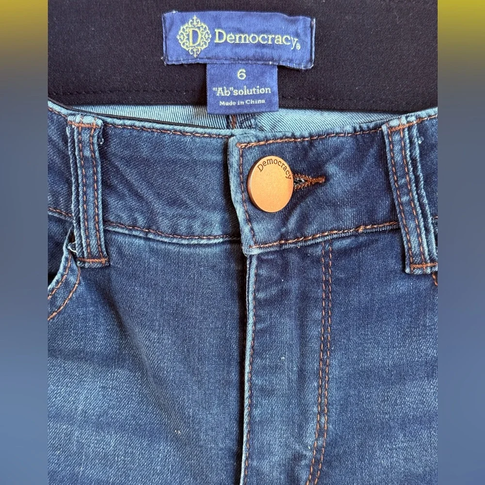 Democracy "Ab"solution® Artisanal Blue Denim Itty Bitty Bootcut Jeans Size 6 - Picture 7 of 7